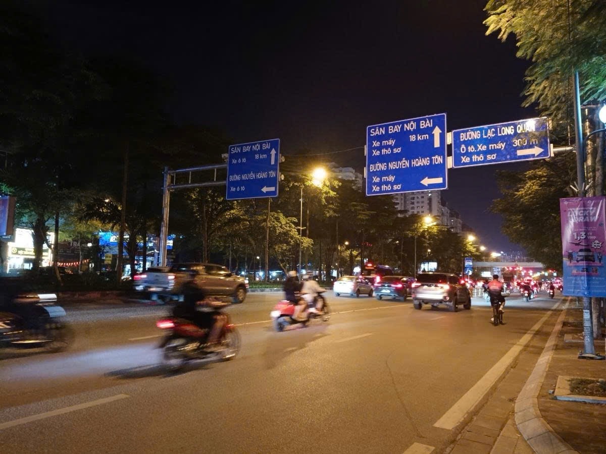BÁN NHÀ VỊ TRÍ ĐỈNH NGAY SAU TOÀ LIÊN CƠ VÕ CHÍ CÔNG-Ô TÔ CHẠY VÒNG QUANH-LÔ GÓC -Ô TÔ TRÁNH DỪNG ĐỖ NGÀY ĐÊM XÂY TOÀ NHÀ CỰC ĐẸP.
