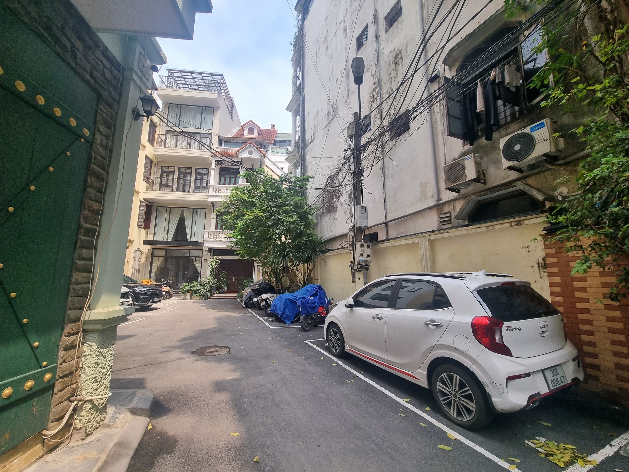 BÁN NHÀ VỊ TRÍ CỰC ĐẸP - Ô TÔ 2 MẶT THOÁNG VĨNH VIỄN - ĐẦU TƯ KINH DOANH - KHÁCH MUA XÂY TÒA CĂN HỘ DÒNG TIỀN, VĂN PHÒNG