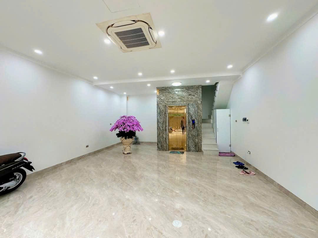 BÁN NHÀ SIÊU PHẨM MẶT PHỐ - 7 TẦNG THANG MÁY KINH DOANH - NHÀ MỚI, MẶT TIỀN RỘNG-THANG MÁY, NỘI THẤT 5* CỬA SÀN GỖ HƯƠNG SANG TRỌNG ĐẮT GIÁ