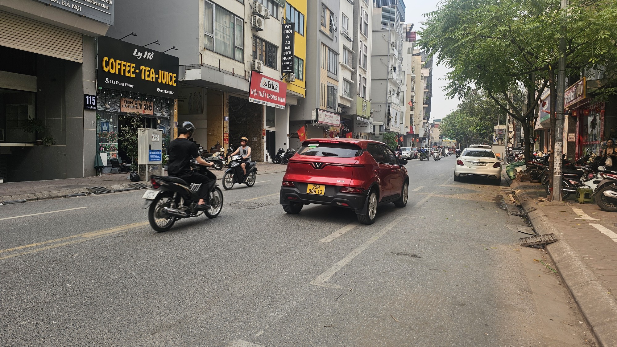 Bán nhà Siêu phẩm 6 tầng thang máy mặt phố Trung Phụng , Ô Chợ Dừa ,ĐĐ Kinh doanh ngày đêm,tiềm năng tăng giá khi đoạn cuối thông phố khâm thiên mở rộng