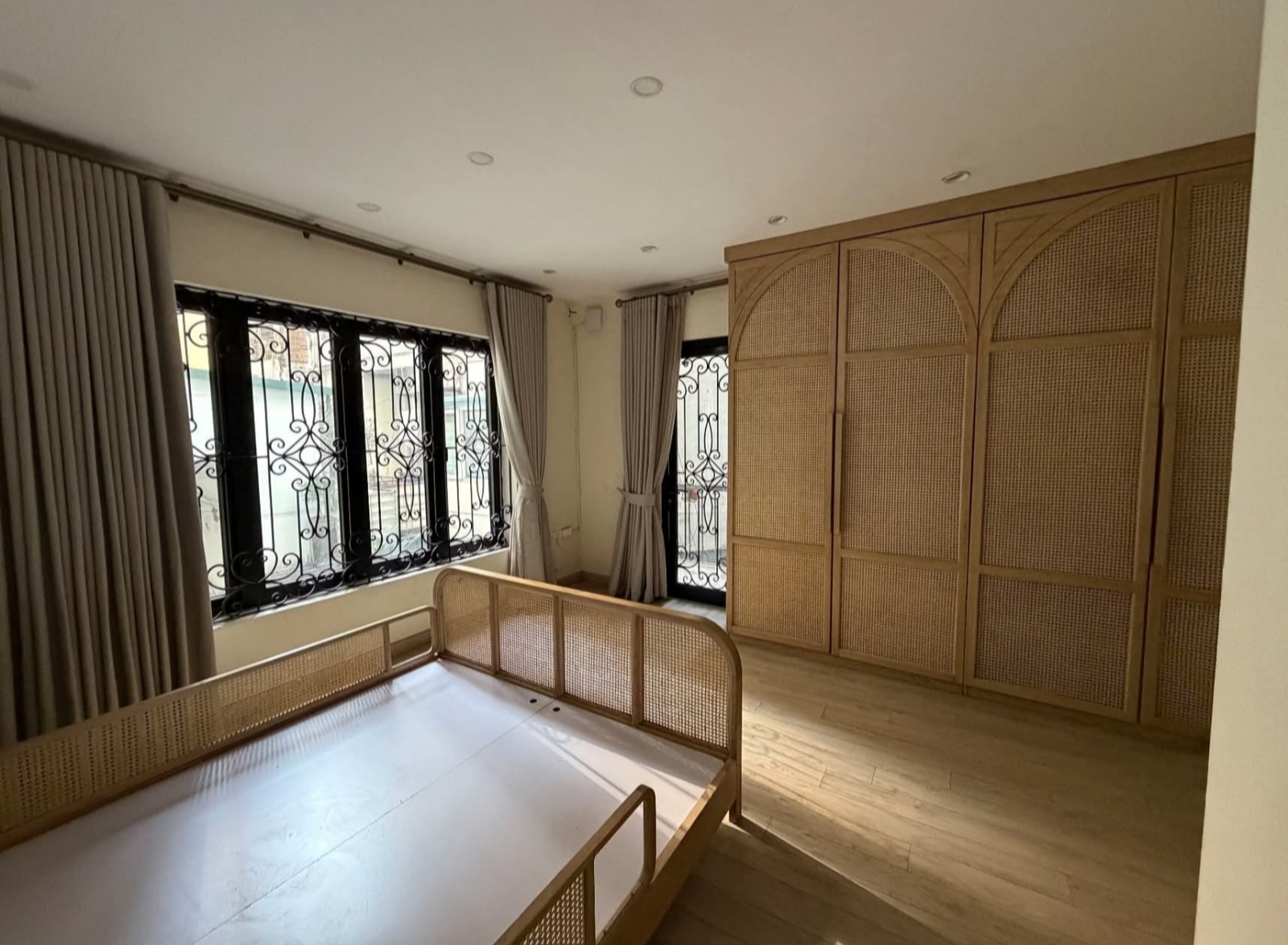 NHÀ PHỐ NGUYỄN TRƯỜNG TỘ – LÕI BA ĐÌNH – DÒNG TIỀN ỔN ĐỊNH