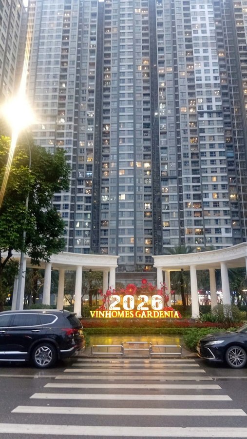 BÁN CĂN HỘ VINHOMES GARDENIA HÀM NGHI-95M2 3PN-VIEW CÔNG VIÊN-NỘI THẤT CHÂU ÂU-SỔ ĐỎ CHÍNH CHỦ-GIÁ TỐT