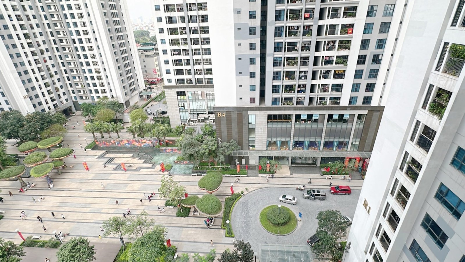 BÁN CĂN HỘ RUBY 1 GOLDMARK CITY 172M2-LÔ GÓC 3 MẶT THOÁNG-VIEW CỰC PHẨM-PHÒNG KHÁCH RỘNG-SỔ ĐỎ CHÍNH CHỦ