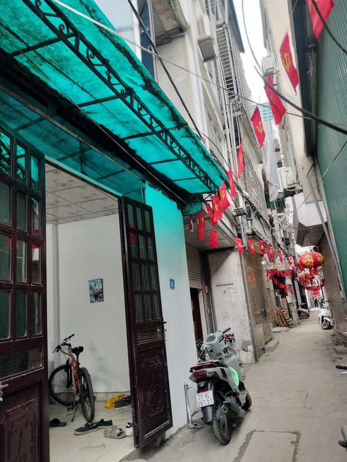 SIÊU PHẨM ĐÀM QUANG TRUNG 10M RA PHỐ LÔ ĐẤT VÀNG