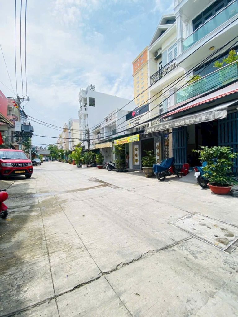 Bán nhà Lê Văn Quới, hẻm xe hơi, 3 TẦNG - Chỉ 3.7 TỶ, sổ riêng