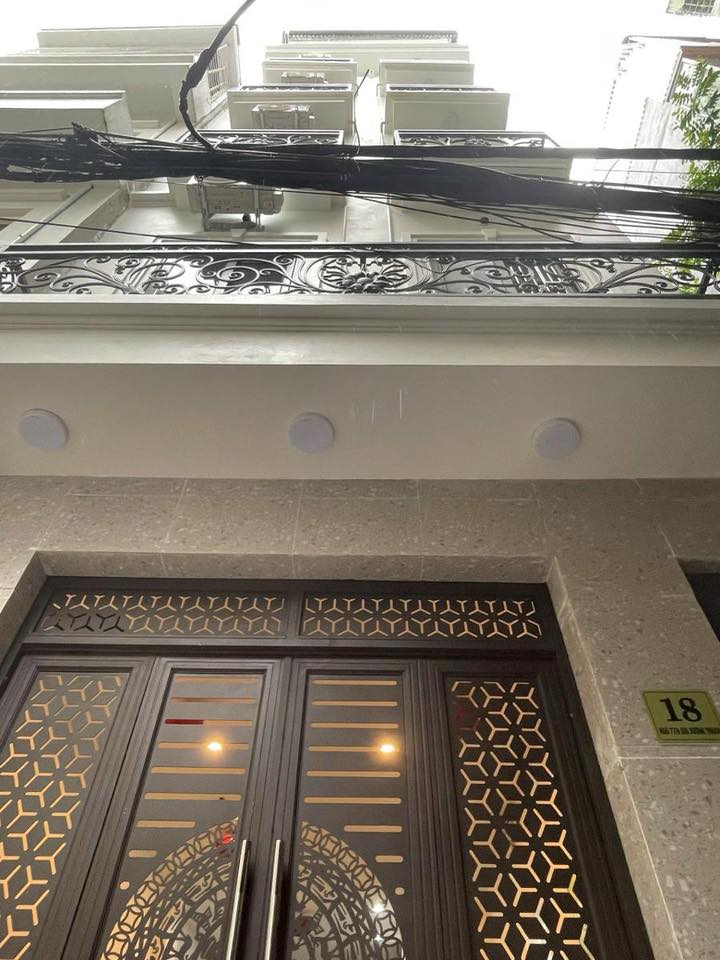 BÁN NHÀ ĐƯỜNG BÙI XƯƠNG TRẠCH. 85M2 - 6 TẦNG. THANG MÁY. 23 PHÒNG.