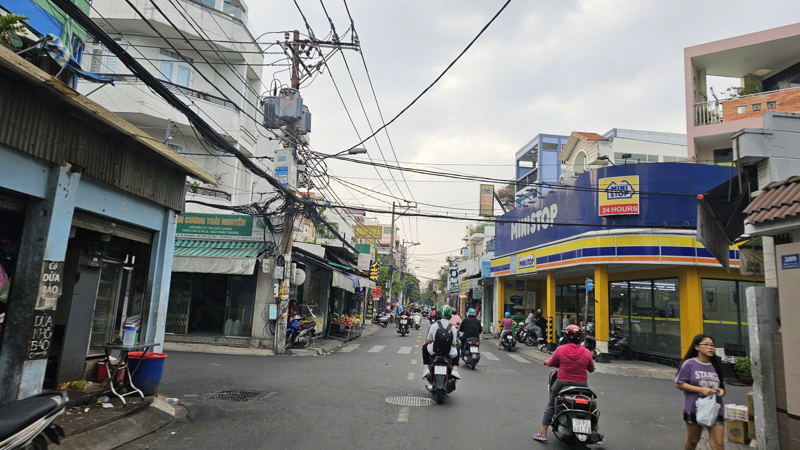 NHÀ MẶT PHỐ KHU 307 BÀU CÁT TÂN BÌNH 133M2, 2 TẦNG, SỔ HỒNG CHÍNH CHỦ 15 TỶ. LH: 0898333313