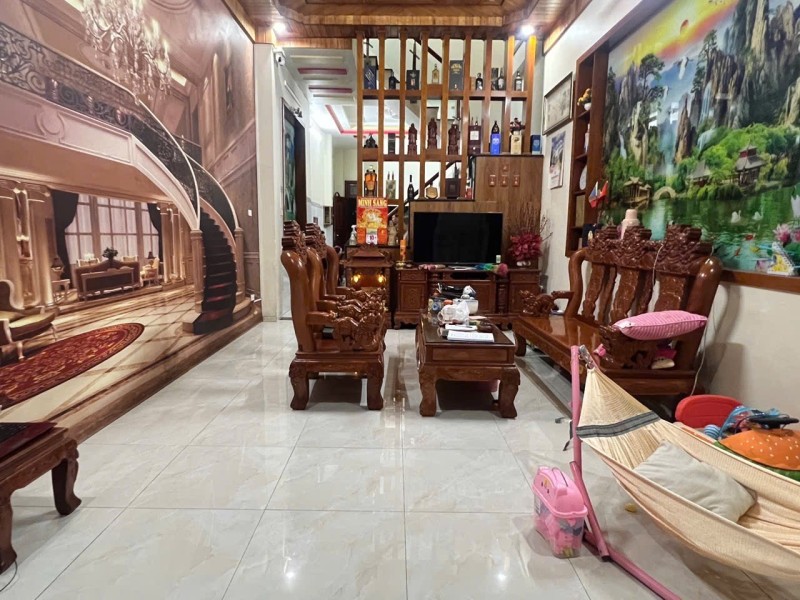 Bán nhà đường số 6, Phường Linh Xuân, Thủ Đức, TP HCM. DT 104 m2, 3 tầng, 4PN. Giá 6.95 tỷ, SH. LH 0933125879