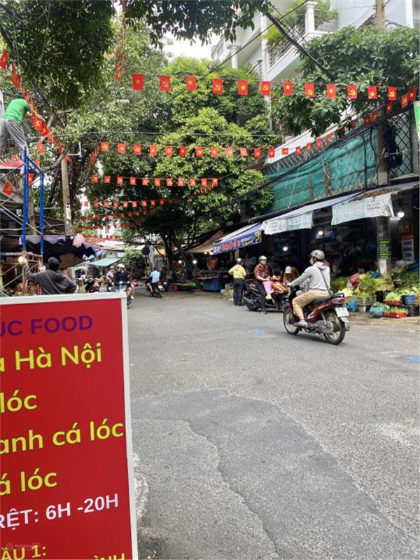 Hẻm ô tô thông 1 trục Thống Nhất, hàng xóm Cityland ParkHills, nhà 3 tầng giá 10,3 tỷ