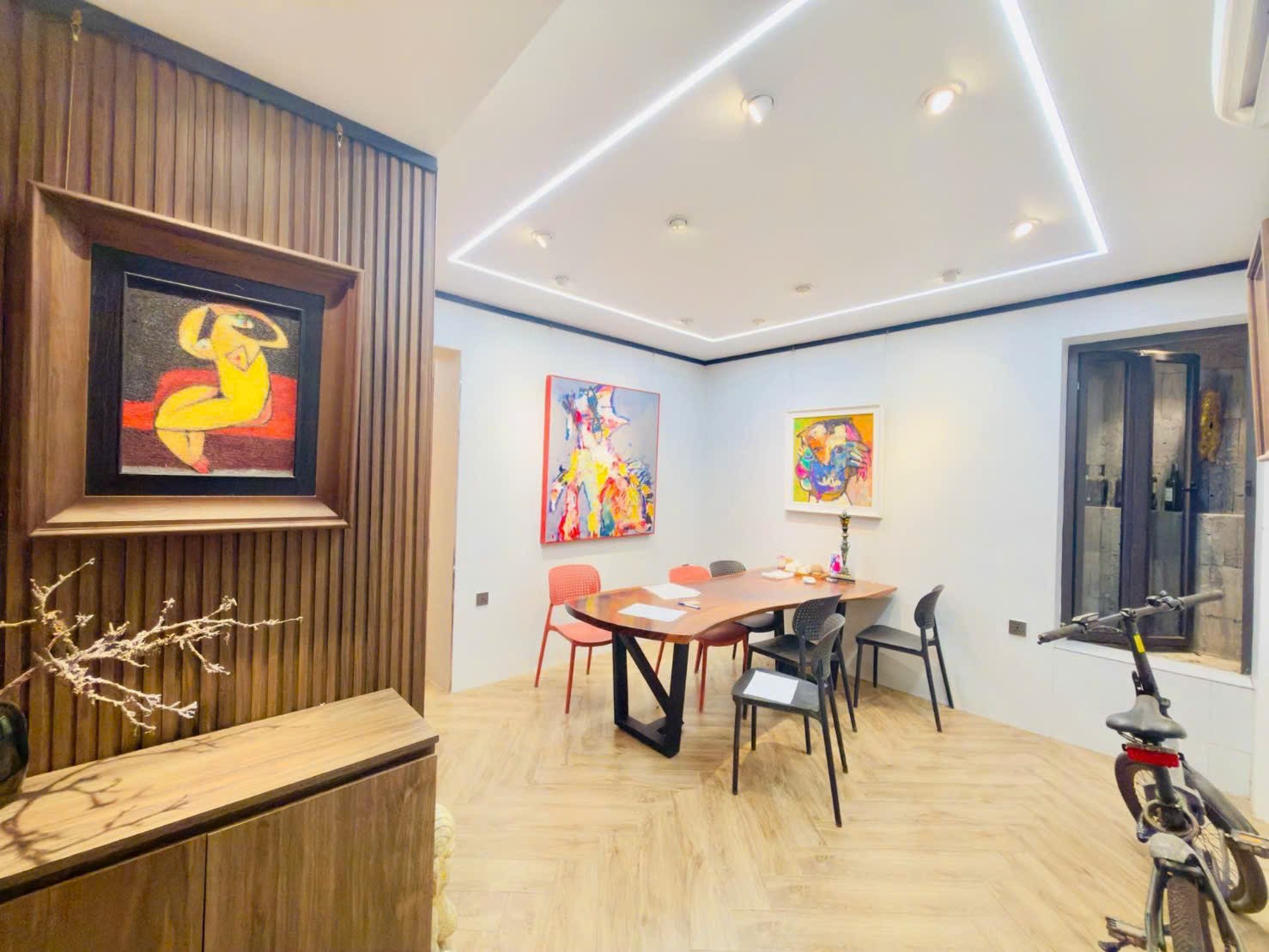 HIẾM – HÀNG BÔNG / HÀNG GAI – 32M² – ĐẸP PHONG CÁCH – GIÁ MỀM
