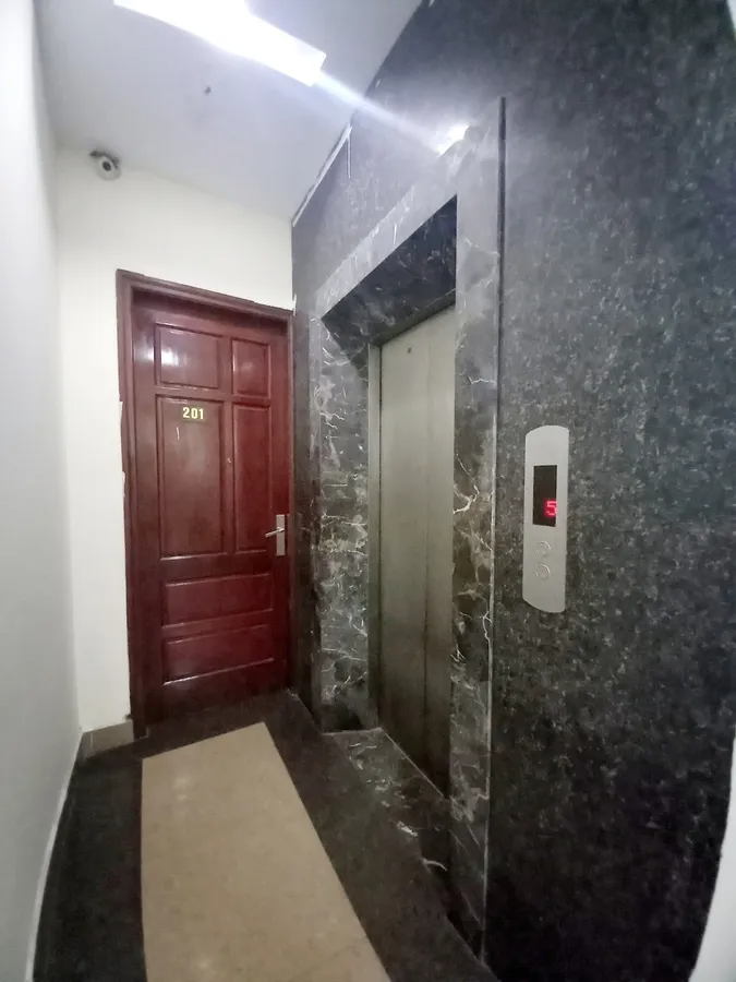 MẶT PHỐ NGUYỄN HOÀNG – 77M2 – 8 TẦNG THANG MÁY – 2 MẶT Ô TÔ – VỈA HÈ RỘNG – NHỈNH 40 TỶ