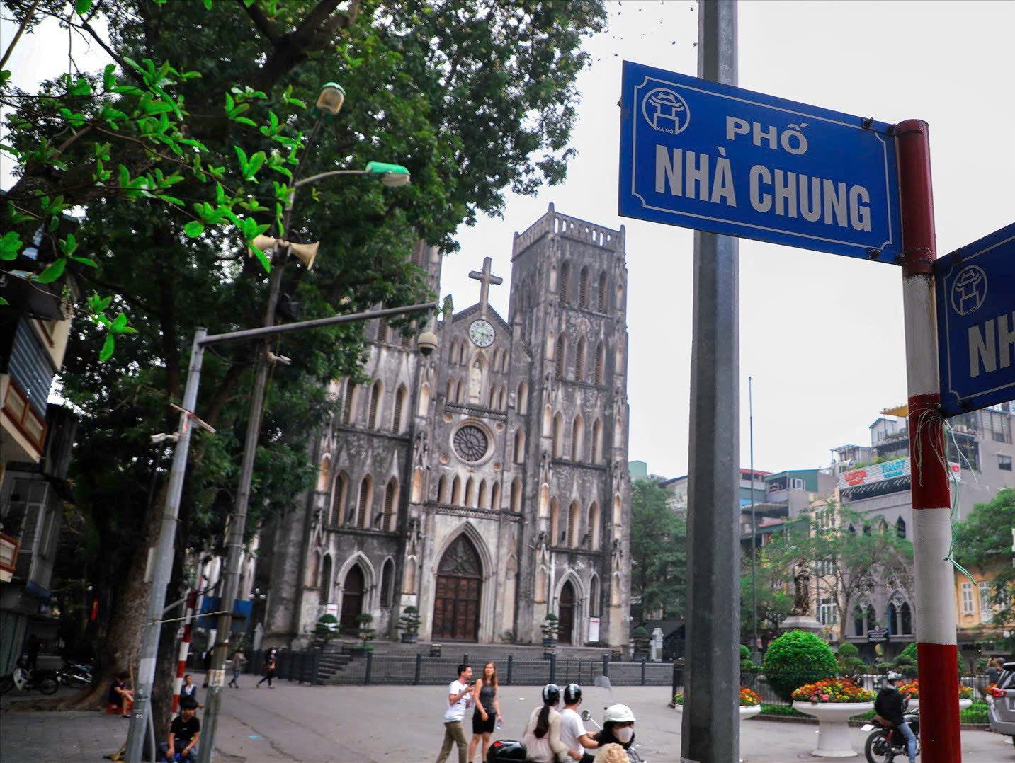 SIÊU PHẨM NHÀ PHỐ NHÀ CHUNG TRUNG TÂM HOÀN KIẾM 95M