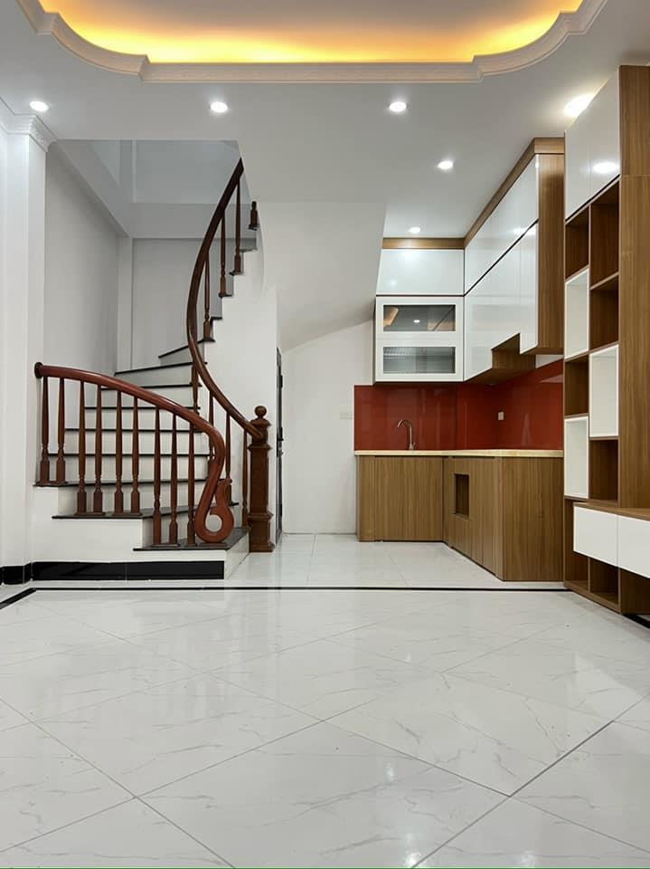 BÁN NHÀ PHÚC LỢI - 40M2 FULL CÔNG NĂNG – NGAY NHÀ VĂN HOÁ - HƠN 5 TỶ XÍU