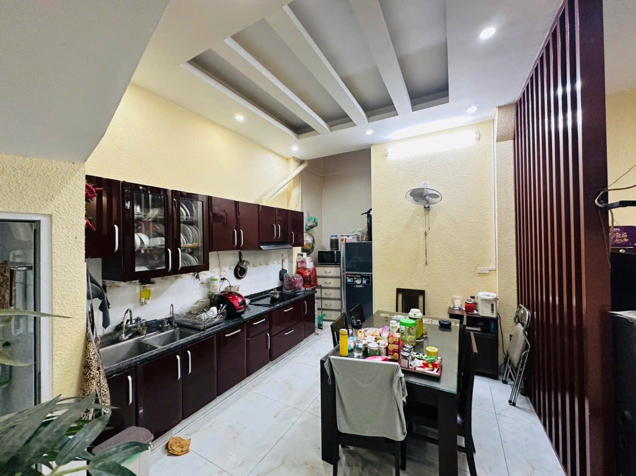 BÁN NHÀ HOÀNG HOA THÁM 45M 5 TẦNG MẶT TIỀN 4M 11 TỶ