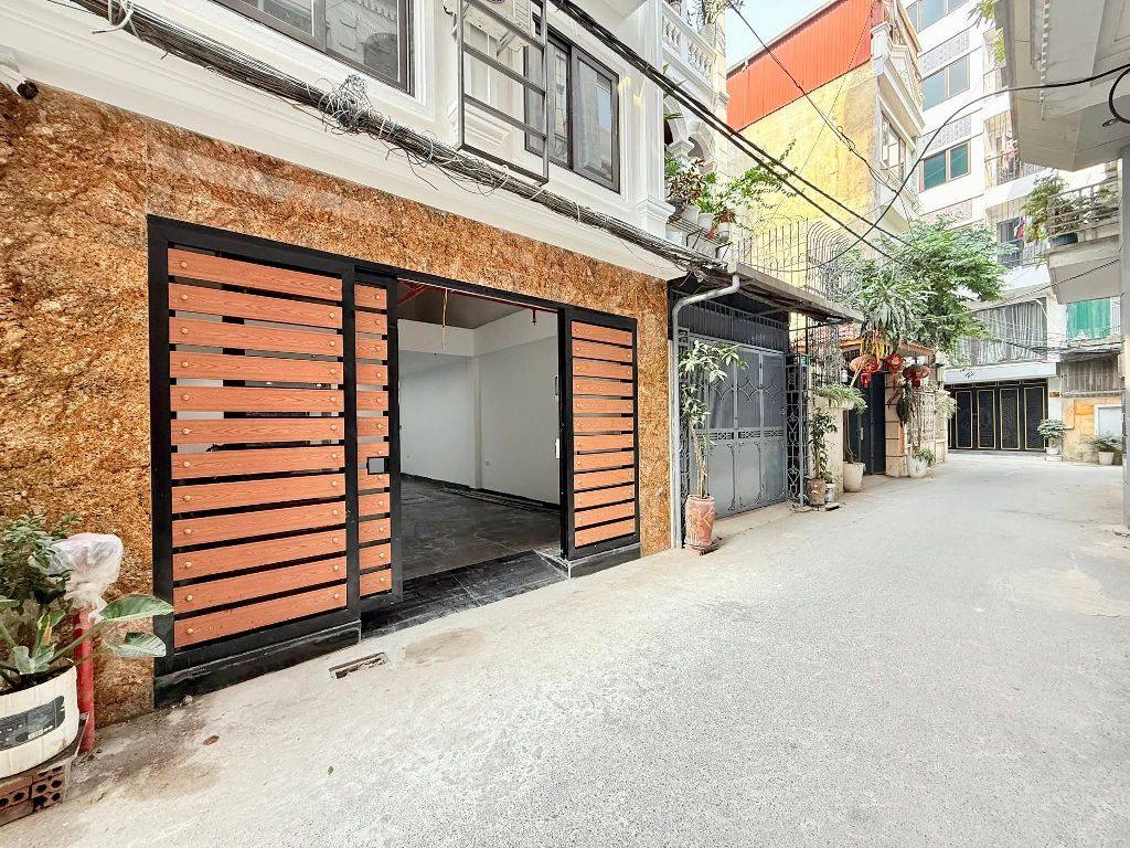 BÁN NHÀ ĐƯỜNG BẰNG LIỆT. 5 TẦNG. THANG MÁY. GARA Ô TÔ. KINH DOANH