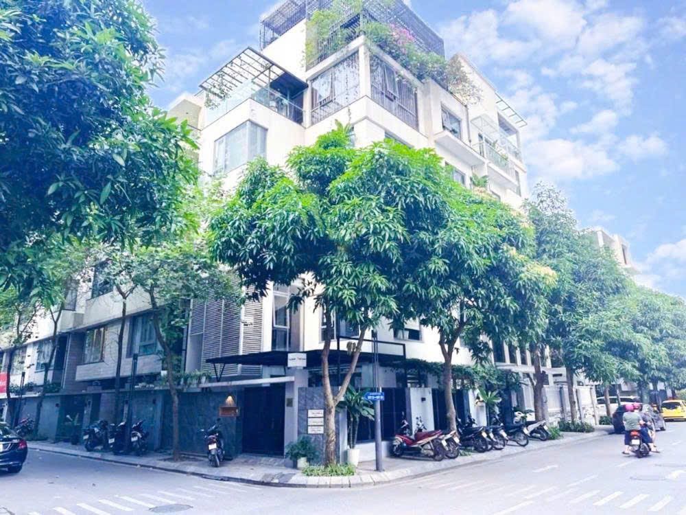 BÁN NHÀ LIỀN KỀ ĐƯỜNG NGUYỄN TUÂN. 110M2 - 6 TẦNG. THANG MÁY. LÔ GÓC.