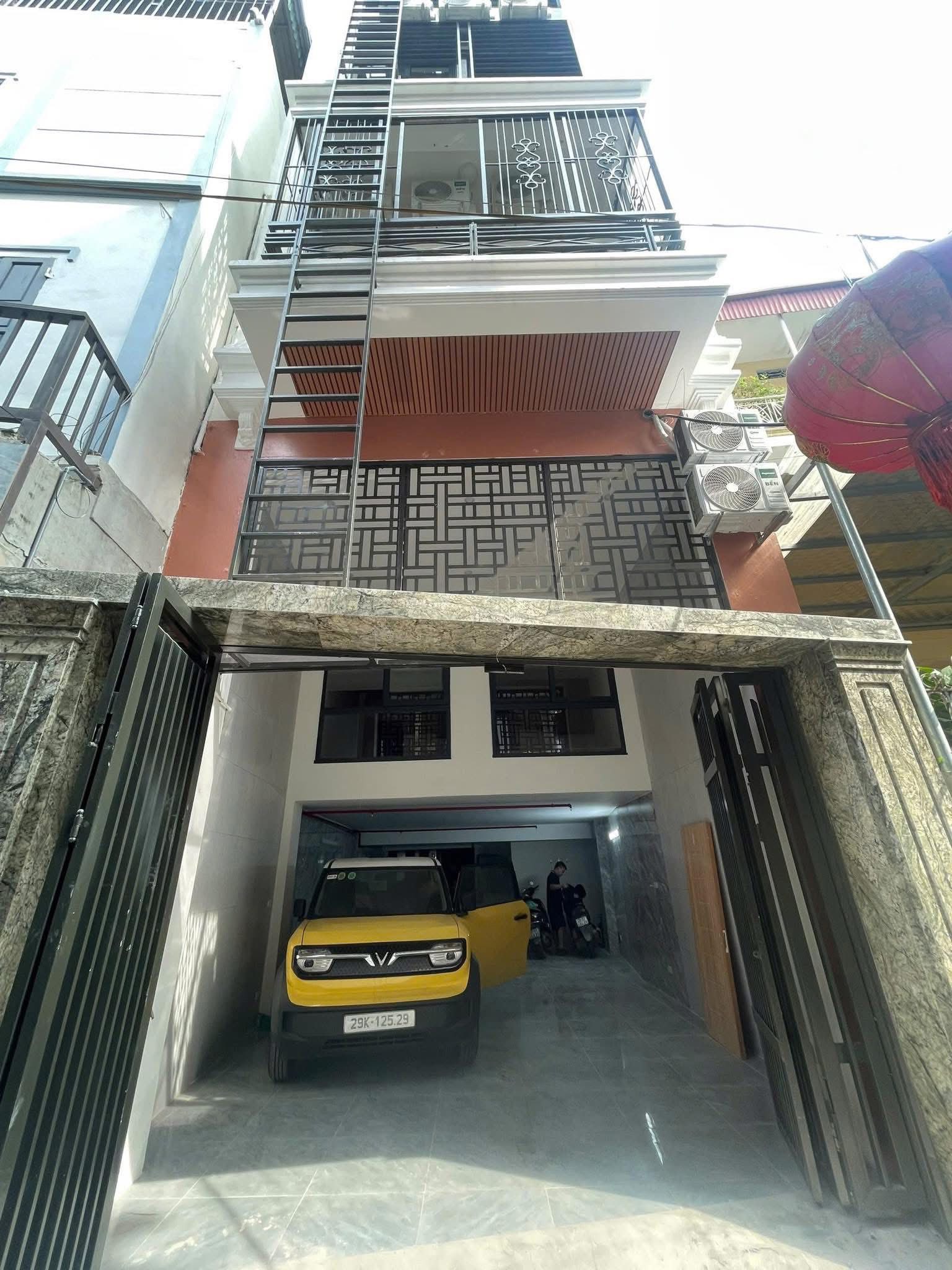 BÁN TÒA NHÀ CHDV ĐƯỜNG BÙI XƯƠNG TRẠCH. 90M2 - 6 TẦNG. THANG MÁY. 19 PHÒNG KK.