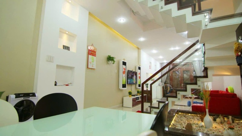 Bán nhà đường số 1, Phường Trường Thọ, Thủ Đức, TP HCM. DT 60m2, 4 tầng, , sổ hồng. Giá 7.5 tỷ - 0933125879
