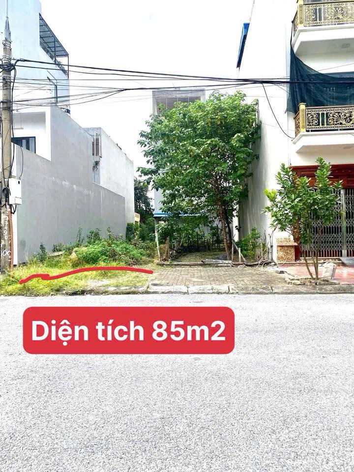 Vỡ nợ ngân hàng xiết chết e rồi bán gấp mảnh đất 85m2 gần biển giá 1tỷ3