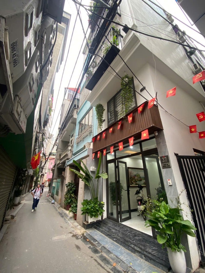 BÁN NHÀ NGỌC LÂM – LONG BIÊN LÔ GÓC – Ô TÔ VÀO NHÀ – 7 TẦNG