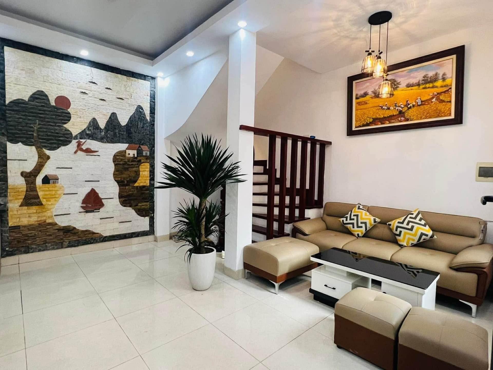 Cần BÁN GẤP NHÀ 5 TẦNG SÁT NGUYỄN VĂN LINH – 6 TỶ – GIÁ "SẬP SÀN" KHU VỰC ✨