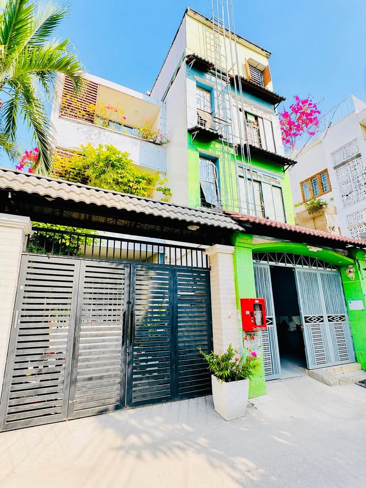 CHDV 23P – DTHU 70 - LÔ GÓC HXH – NGANG 4.6 NH – 131M² – 12.5 TỶ – FULL KHÁCH