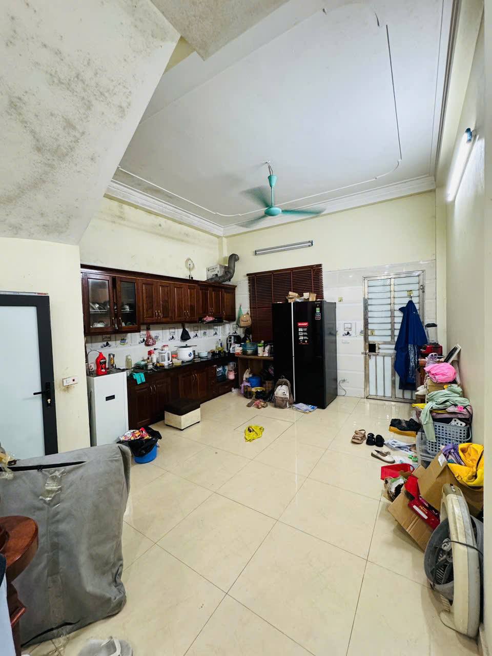 BÁN NHÀ GIANG VĂN MINH 20M 4 TẦNG MẶT TIỀN 3,2M 4,5 TỶ