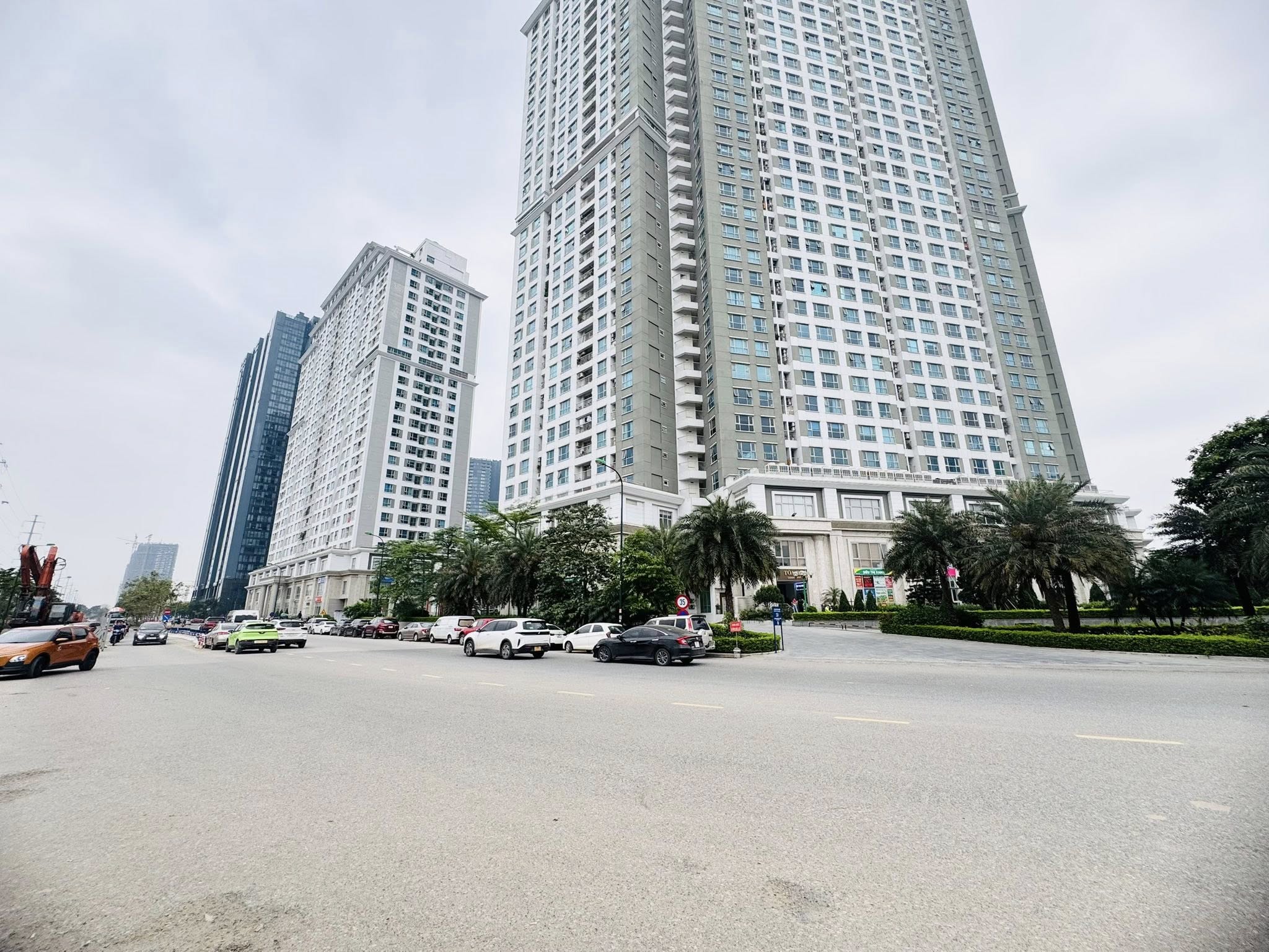 NHÀ NGÕ 521 AN DƯƠNG VƯƠNG, TÂY HỒ-KD-Ô TÔ:198M X3T, MT 12M, GIÁ 25,5 TỶ.