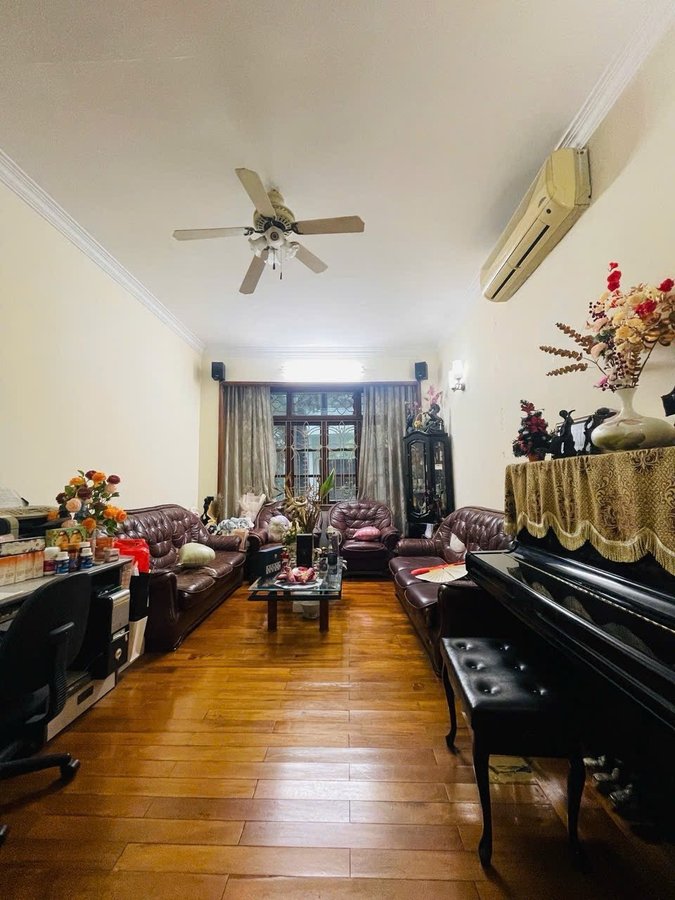 Phố Huỳnh Thúc Kháng 83m2, 5 tầng 2 thoáng Gara ô tô giá 37 tỷ trung tâm Đống Đa