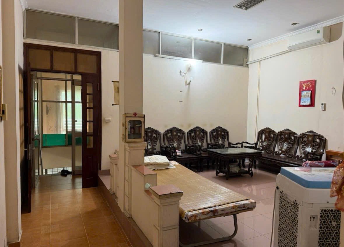 BÁN NHÀ MẶT PHỐ VŨ HỮU – 101m2 – MT 5.8m – 5 TẦNG – KINH DOANH ĐỈNH – 35.8 TỶ