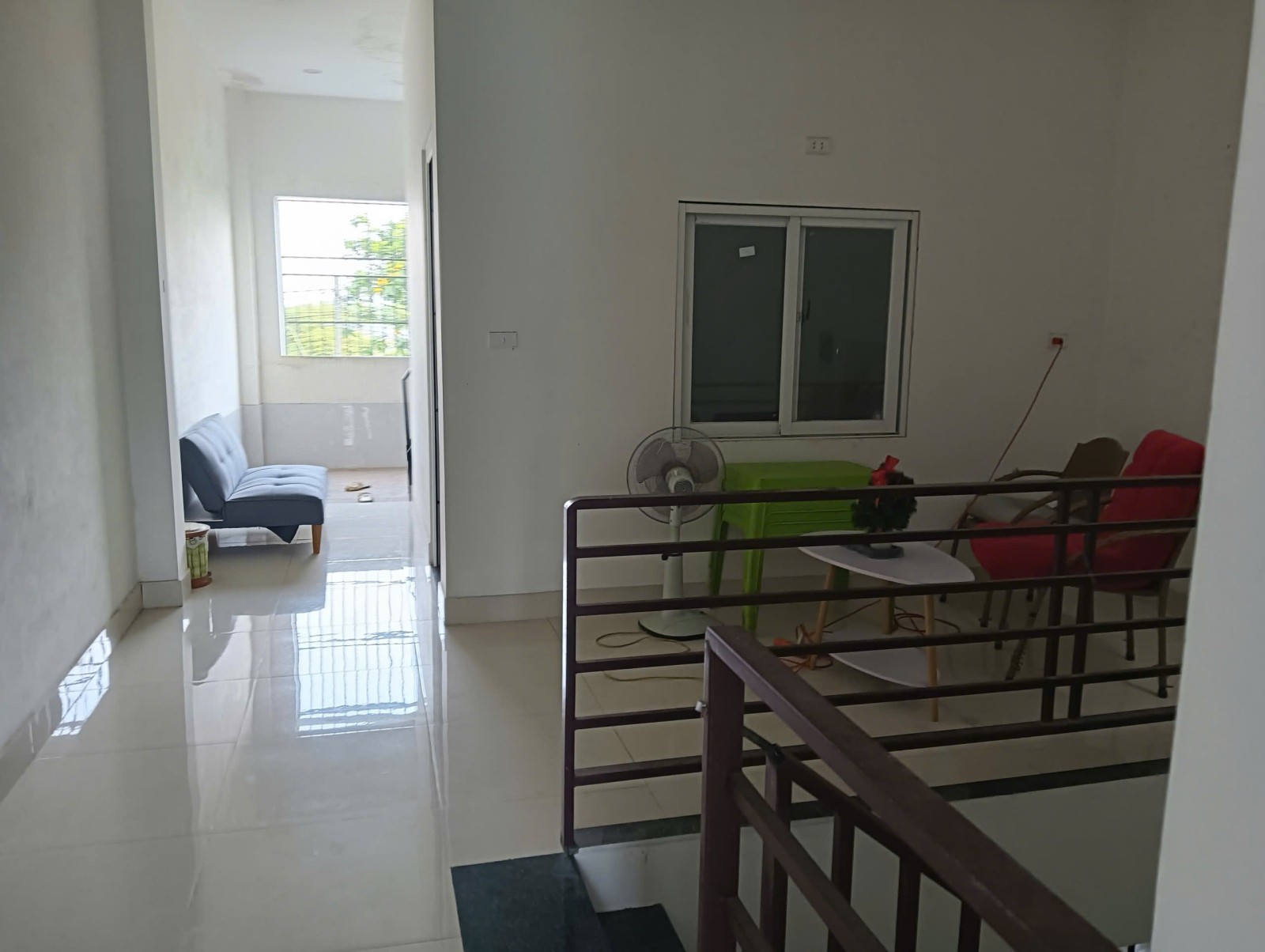 Nhà 2 tầng Ban Ban 100m2 giá 4.8 tỷ, đường 5.5m vỉa hè 3m gần sông