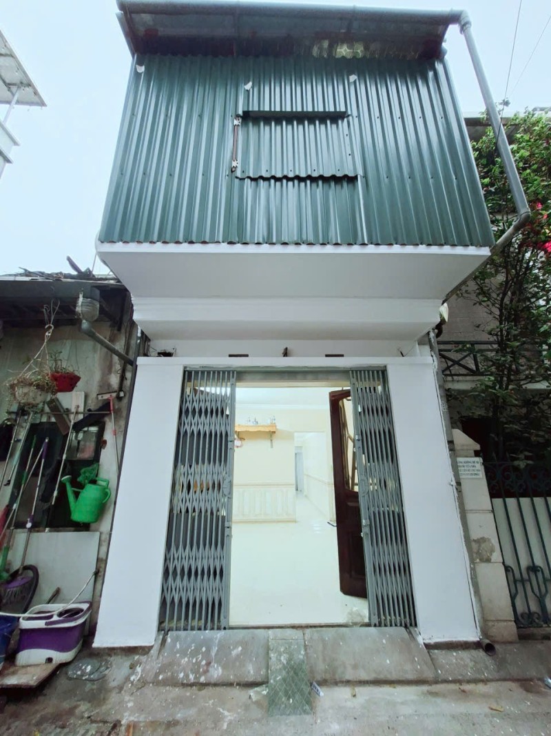 BÁN NHÀ LÝ SƠN – LONG BIÊN Ô TÔ QUA – GIÁ MỀM