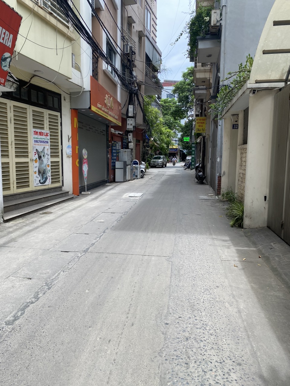 Bán nhà Vĩnh Phúc, Ba Đình, dt 125m, ngõ thông kinh doanh, ô tô 7 chỗ vào nhà. Giá 31.9 tỷ