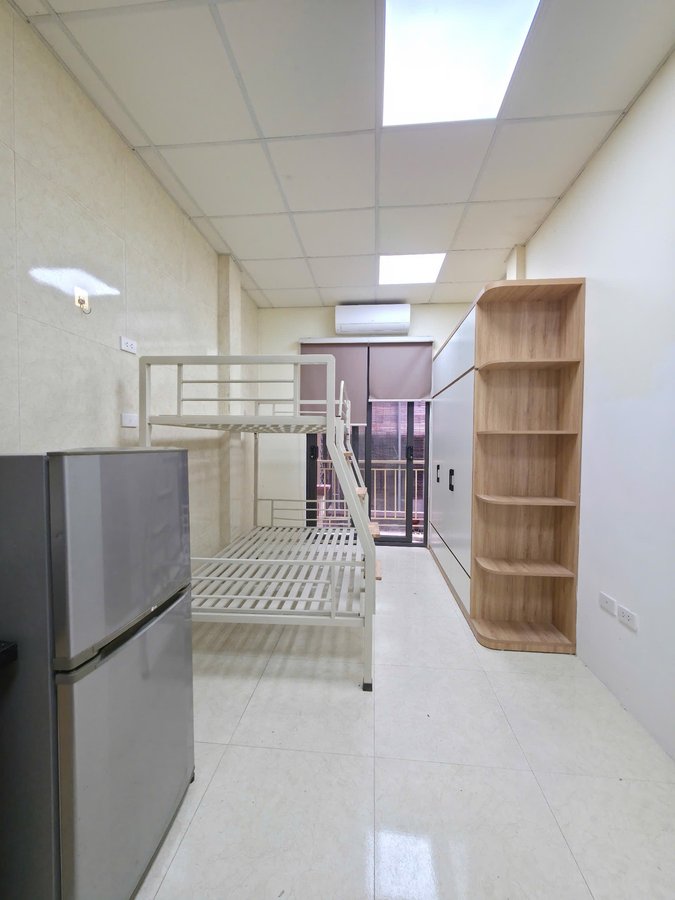 Bán Nhà Phan Đình Giót. Thanh Xuân. DT 37m2. MT 3m. 5 Tầng. Giá 102 Tỷ.