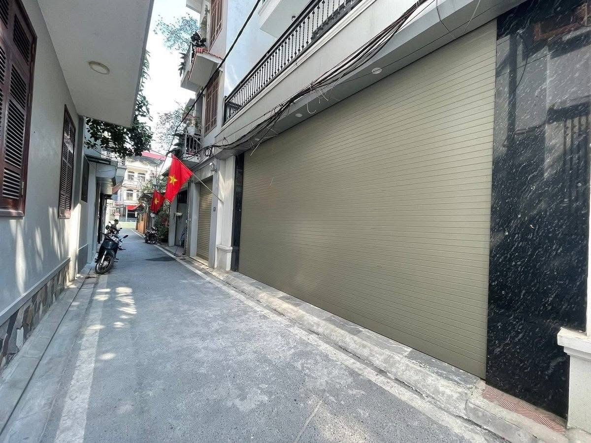Bán nhà mới ngõ 37 Trần Quốc Hoàn, Cầu Giấy, 7 tầng, ôtô, thang máy, ngõ thông, KD, 23 tỷ