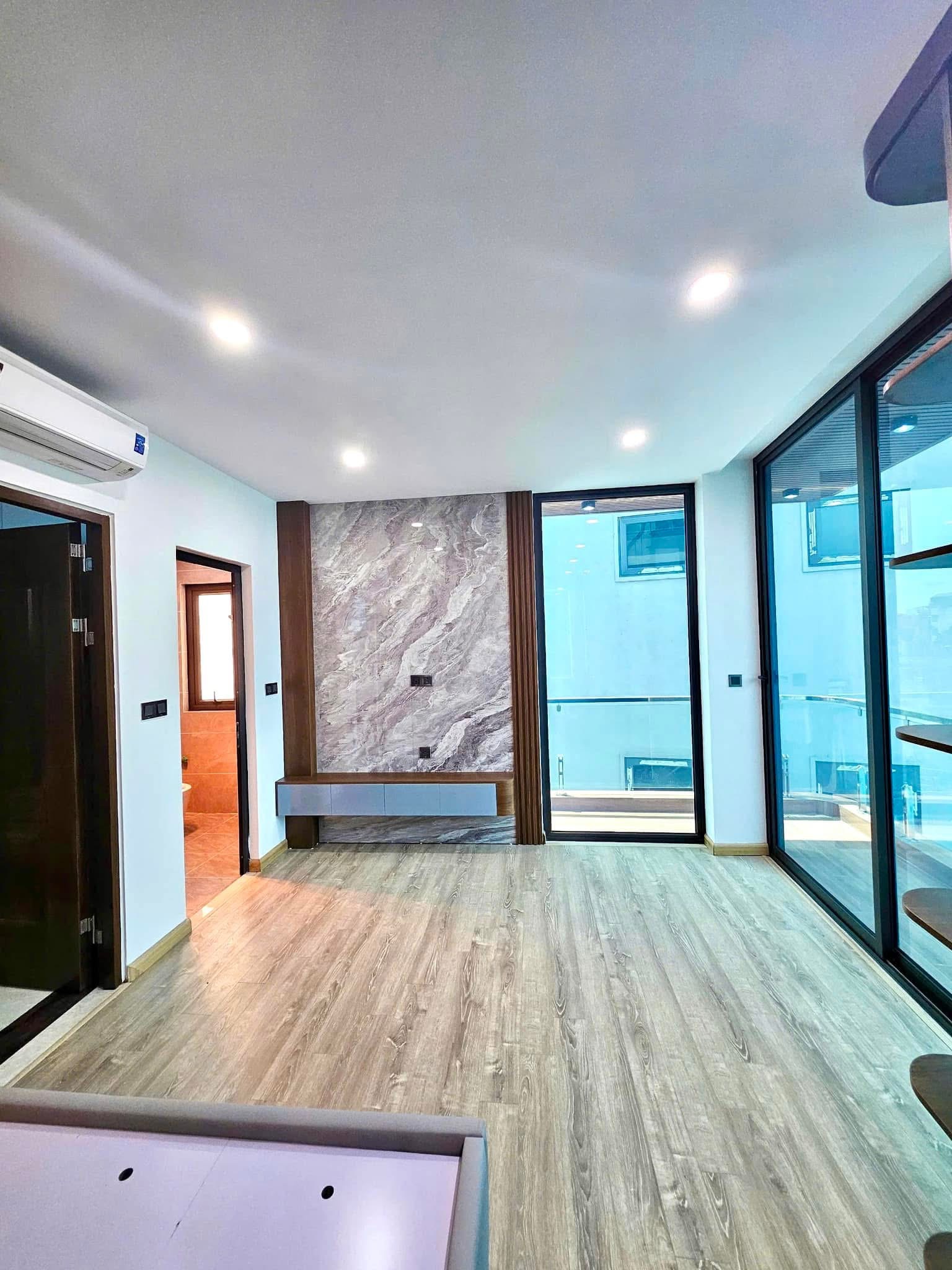 SIÊU PHẨM NHÀ NGON LONG BIÊN