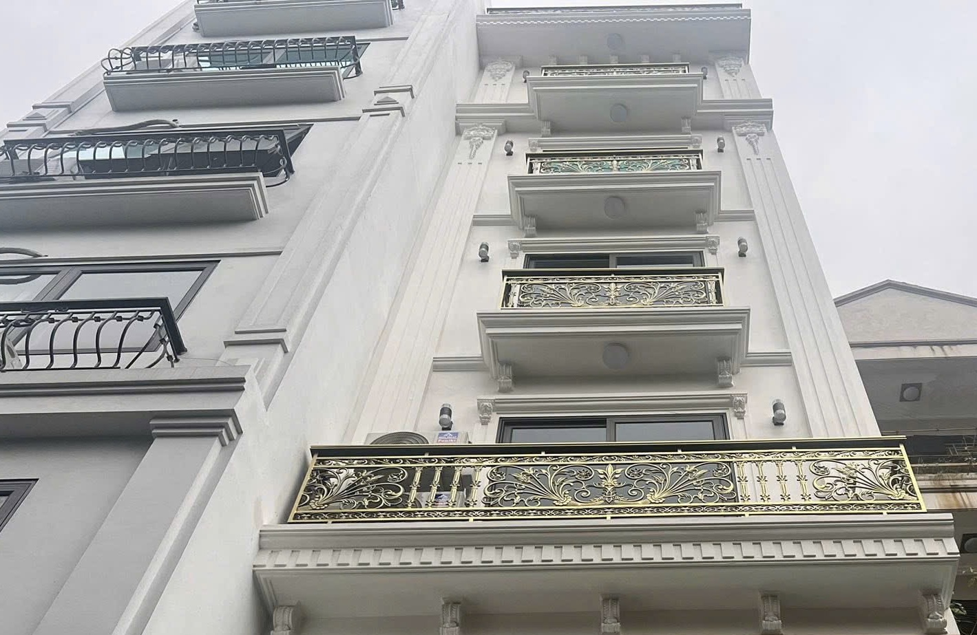 BÁN NHÀ 8 TẦNG THANG MÁY MỚI TINH-THANG MÁY MẠ VÀNG-KINH DOANH VĂN PHÒNG-Ô TÔ VÀO NHÀ-GẦN 3 TRƯỜNG ĐH LỚN BKX