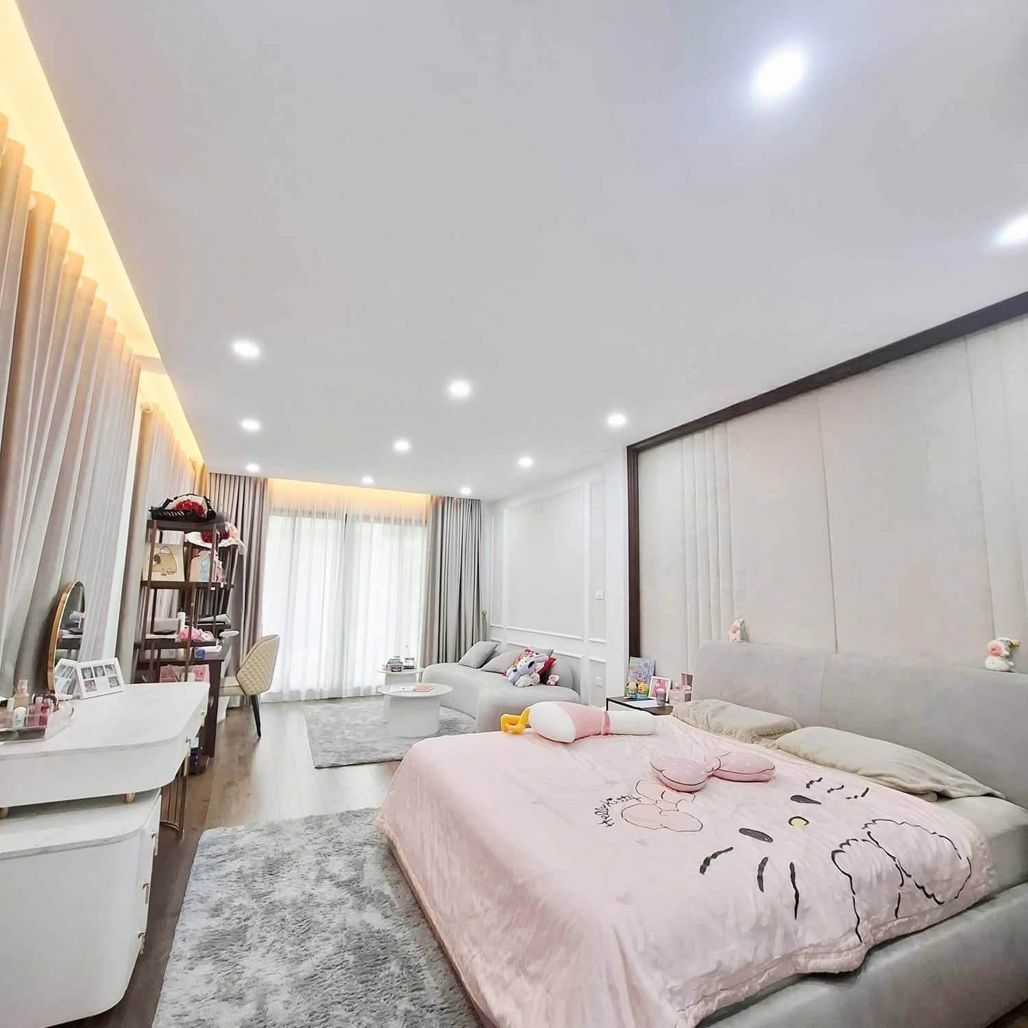 NHÀ MỚI- 7 TẦNG THANG MÁY- 2 THOÁNG- NGÕ Ô TÔ- SÁT PHỐ- Ở CỰC SƯỚNG- PHỐ ĐỖ QUANG.