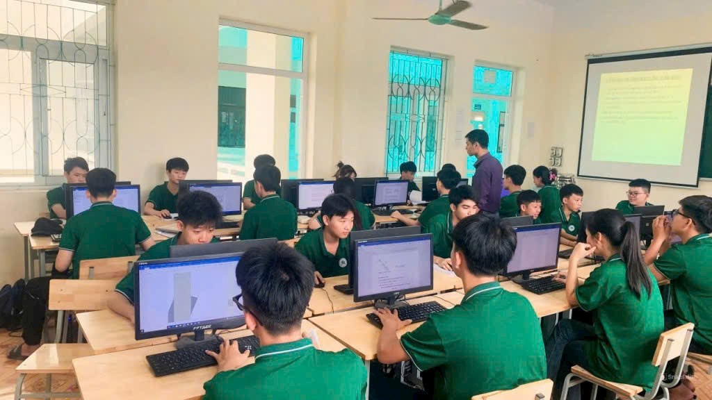 SANG NHƯỢNG TRƯỜNG NGHỀ HÀ NỘI - GIÁ 89 TỶ