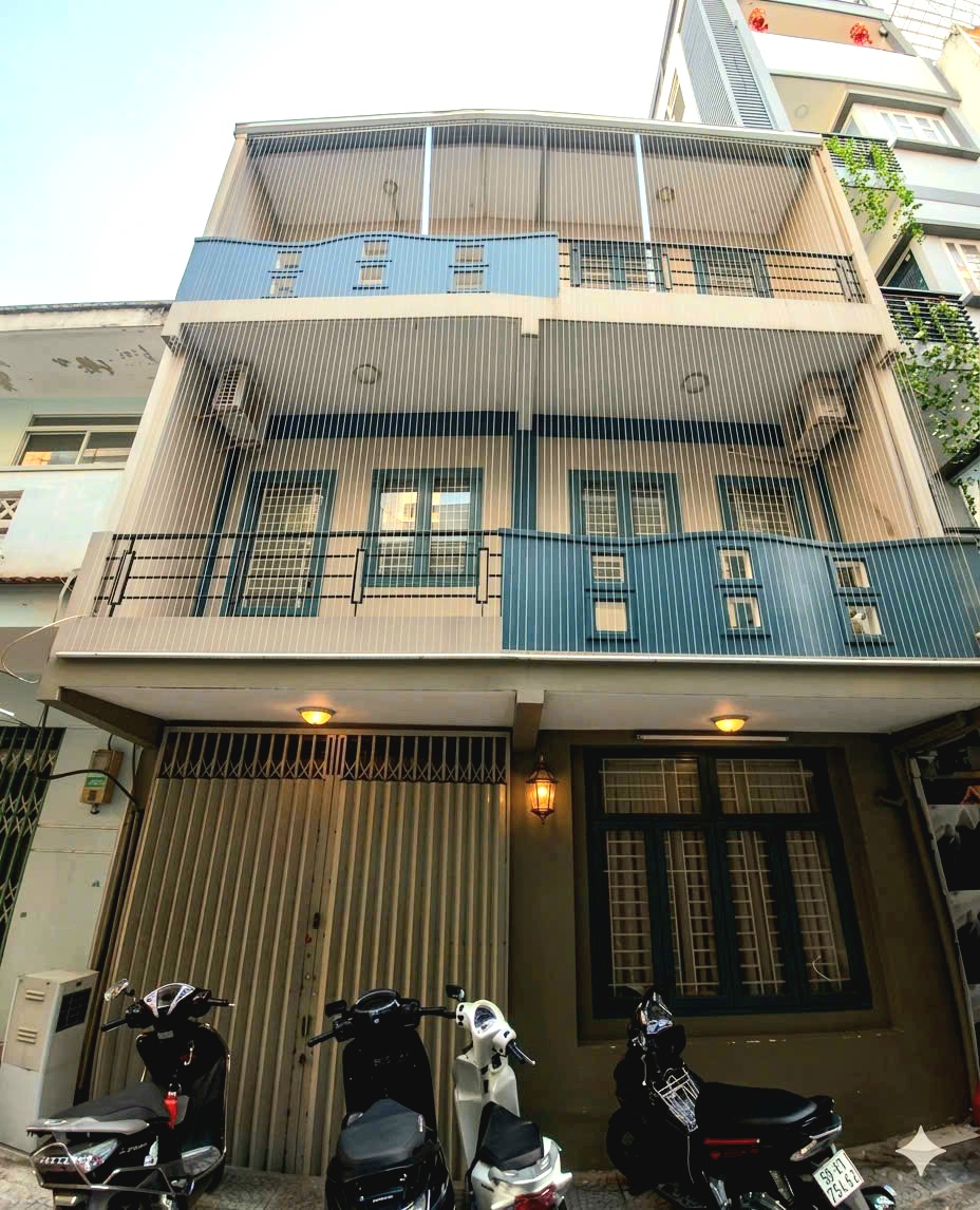 Bán Nhà Đường Võ Văn Tần Q.3 Đoạn 2 Chiều - 47m² x 4 Tầng - Hèm Xe Hơi Thông - 13,9 Tỷ .Nhà Chính Chủ Từ Xưa Ngang 6m Dài 7,8m - Có Phòng Thờ - Sân Thượng - 4PN