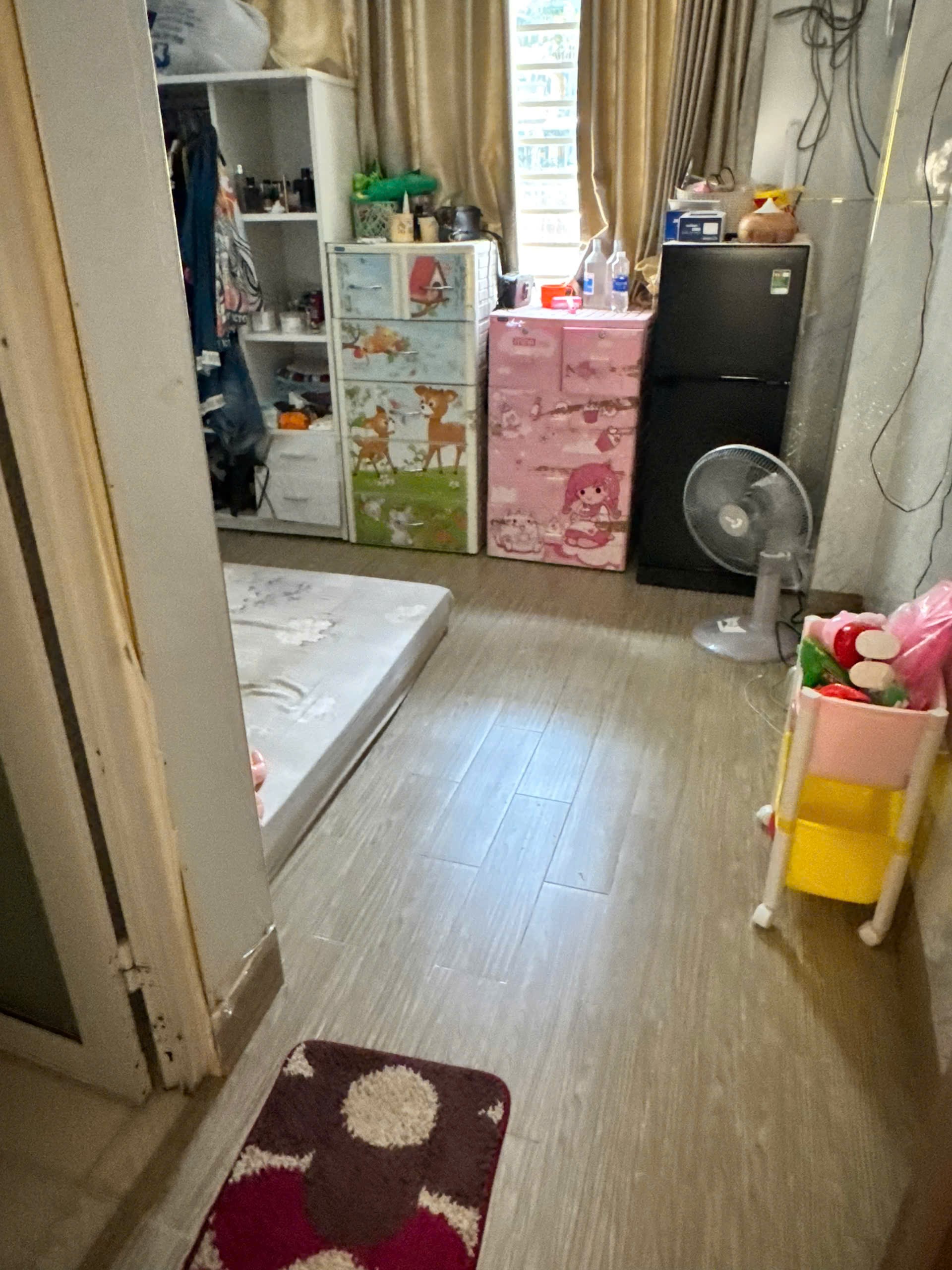 Bán Nhà 4 Tầng Đường Vĩnh Viễn Q.10 - 4,6 Tỷ Sát Mặt Tiền Đường Hẻm Thông Nguyễn Tri Phương Nhà Hiện Có Sân Thượng - 3PN - 3WC Sổ Hoàn Công Đủ 4 Tầng