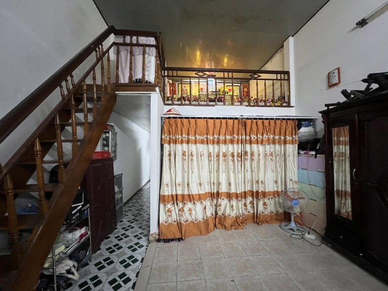 # Nhà Kiệt Trưng Nữ Vương 85m2, gác lửng, sân rộng, 3.6 tỷ