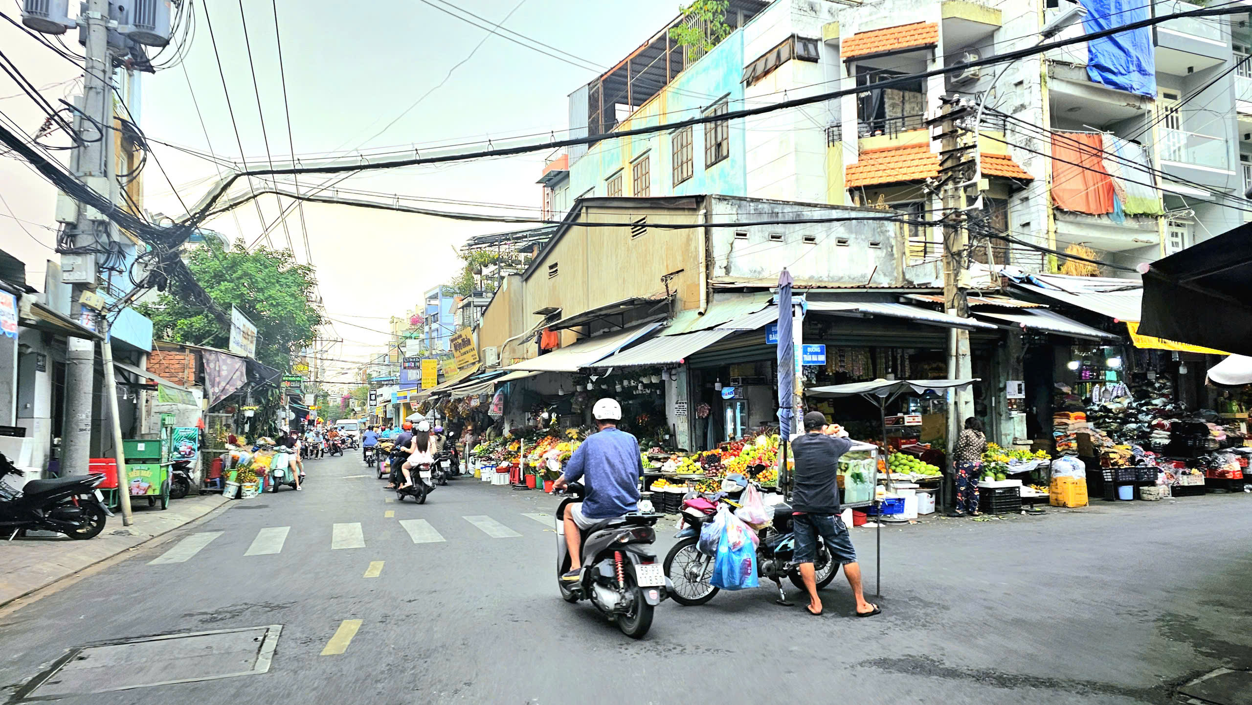 Nhà ngon 307/23 Bàu Cát, Tân Bình 133m2, 2T, 2PN, 2WC, 15 tỷ, SH. LH: 0898333313