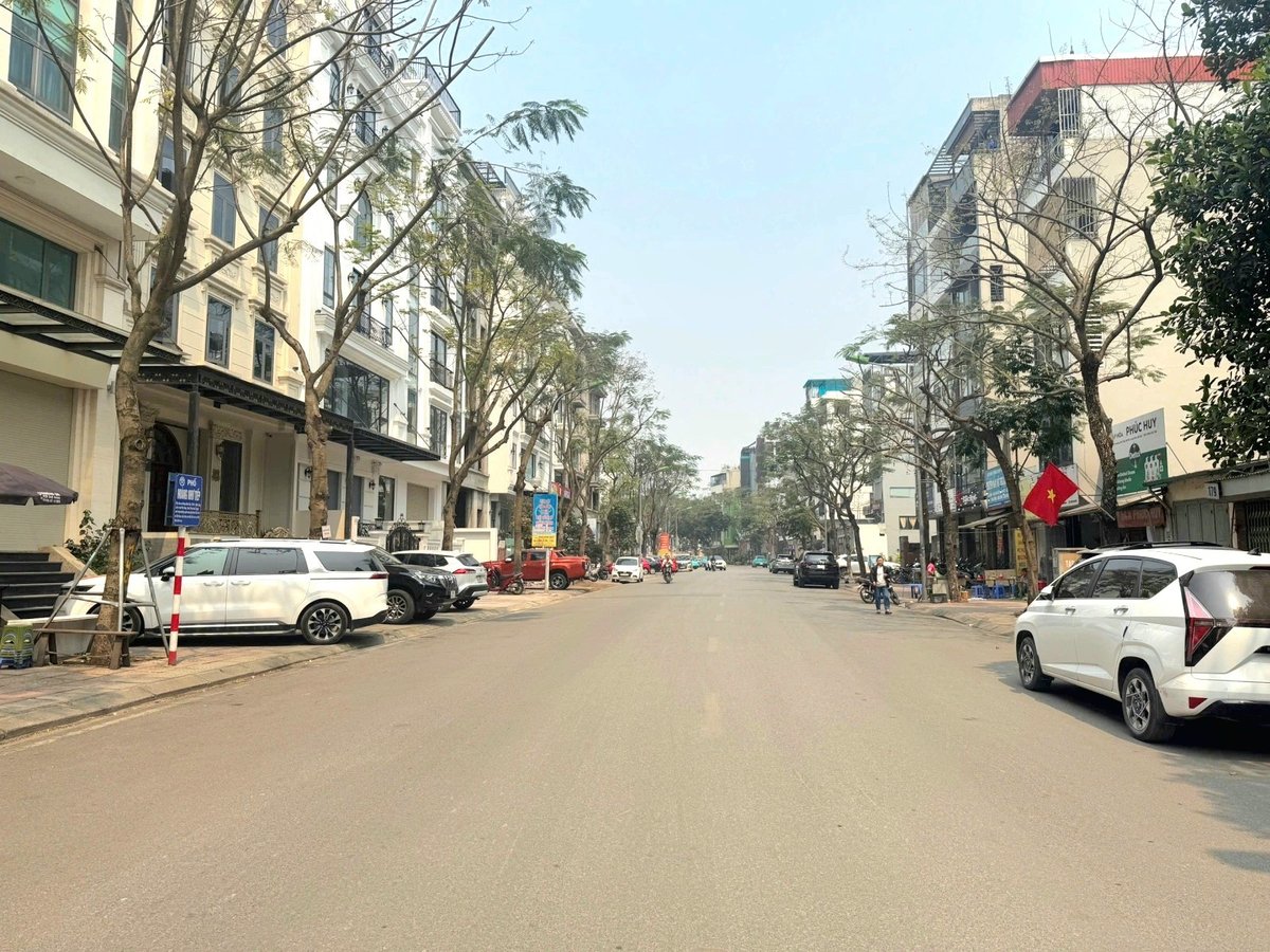 SIÊU PHẨM MẶT PHỐ HOÀNG NHƯ TIẾP VỈA HÈ RỘNG KINH DOANH ĐỈNH