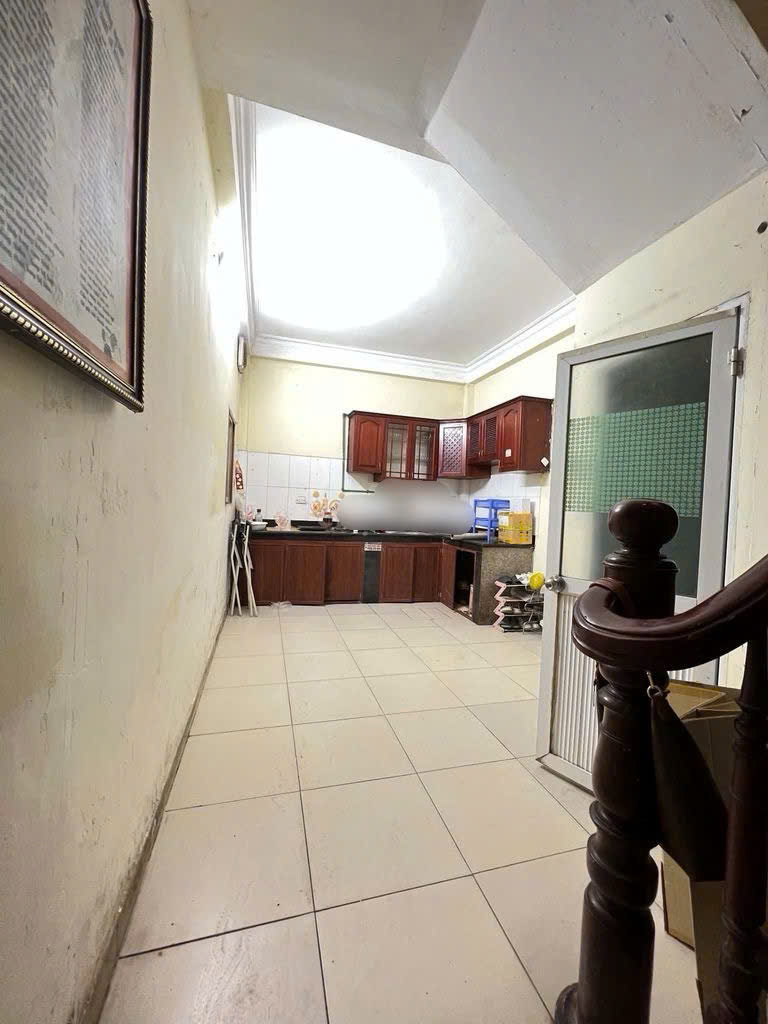 Cho thuê nhà nguyên căn ngõ 50 Mai Động, 45m2 x 4 tầng, 4PN, 12 Triệu vào ngay