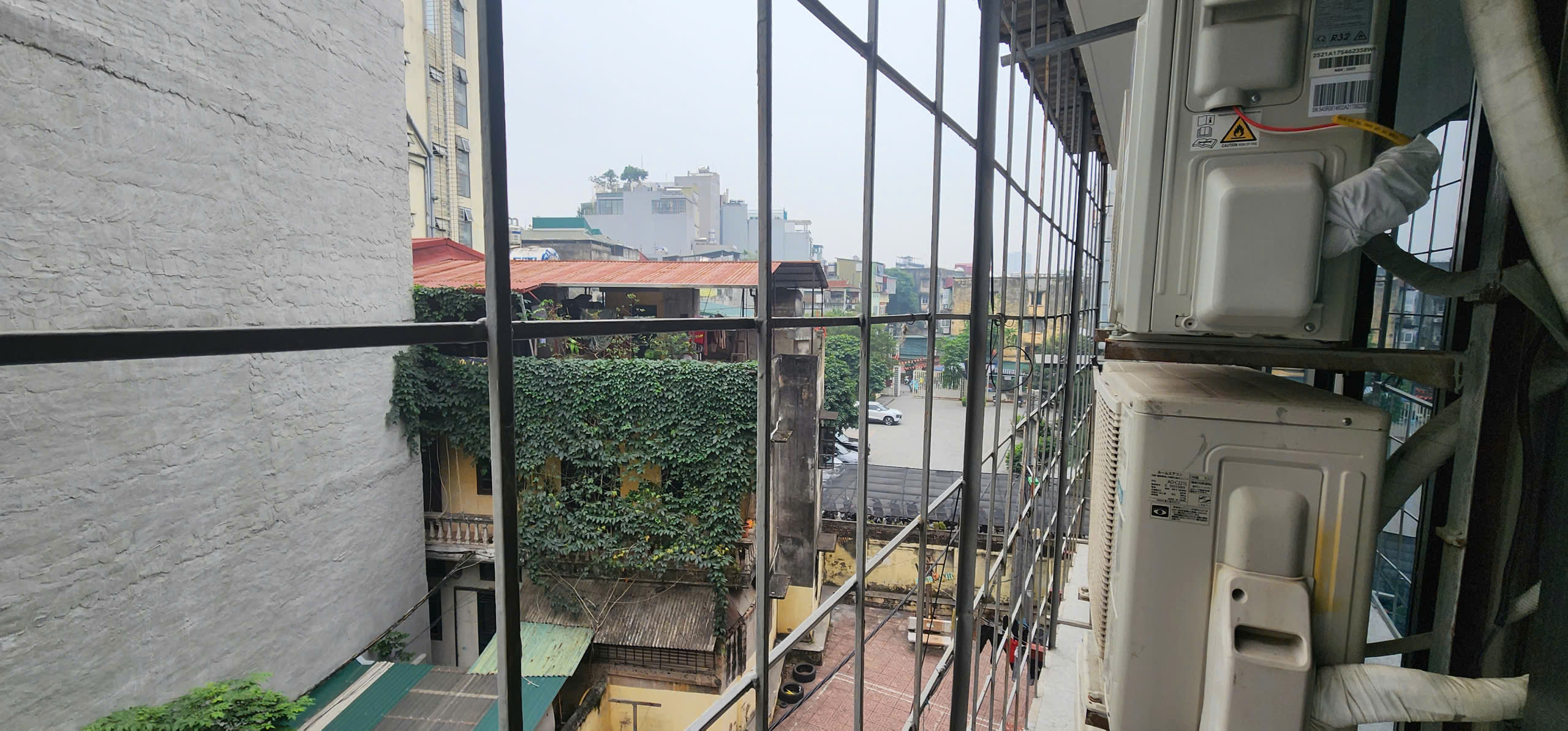 Cho thuê căn hộ Tập thể Nguyễn Trãi, 90m2, 3 ngủ, 2 vệ sinh, 11 Triệu vào ngay