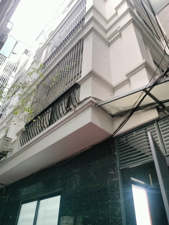 NHÀ PHỐ NGUYỄN VĂN CỪ LÔ GÓC Ô TÔ ĐỖ CỔNG FULL NỘI THẤT