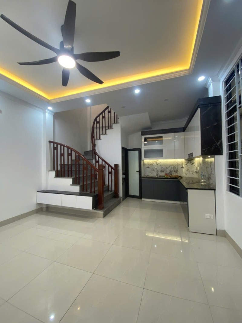 BÁT KHÔI – LONG BIÊN NHÀ MỚI 5 TẦNG – Ô TÔ TRÁNH – GẦN CẦU VĨNH TUY