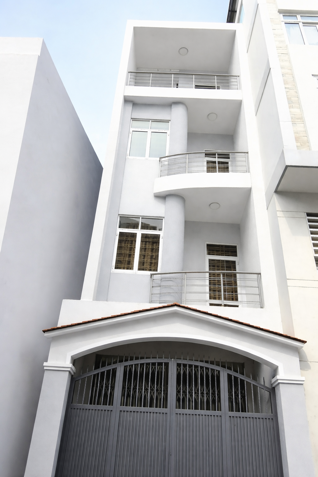 Hàng Hiếm Khó Tìm - Hẻm 322 An Dương Vương Quận 5 - 116m²(5,3 x 22) 4 Tầng - 27 Tỷ TL Hẻm Đẹp Nhất Cả Tuyến Đường - Chính Chủ Xe Hơi Ngủ Nhà