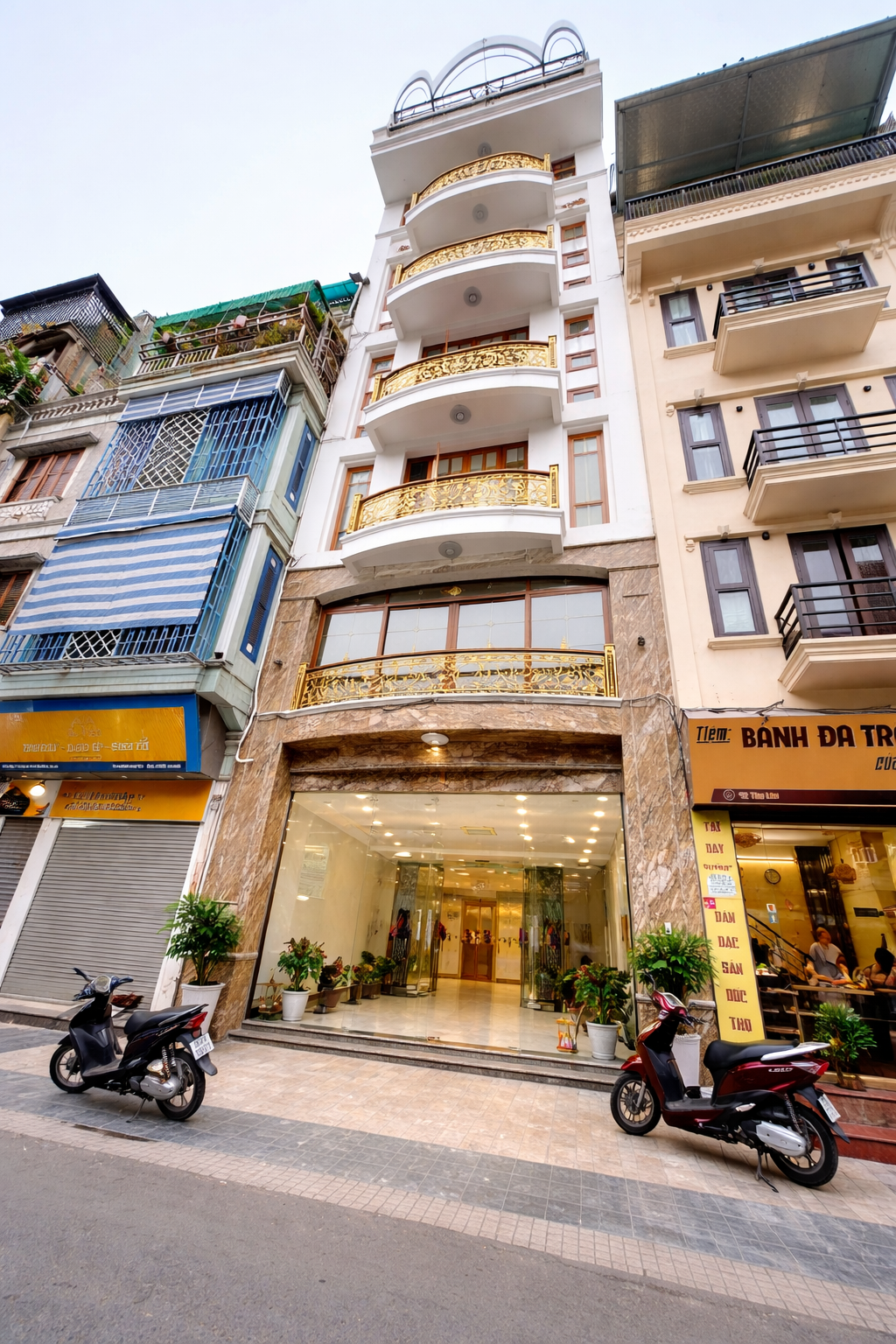 36 TỶ - TÒA VP 7 TẦNG THANG MÁY - 55M2 , MT 5.6M - LÒ ĐÚC